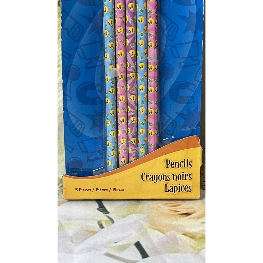 Tweety Bird Pencil  Looney Tunes Pencils Vintage 2011 Pack of 5 Pastel Colors